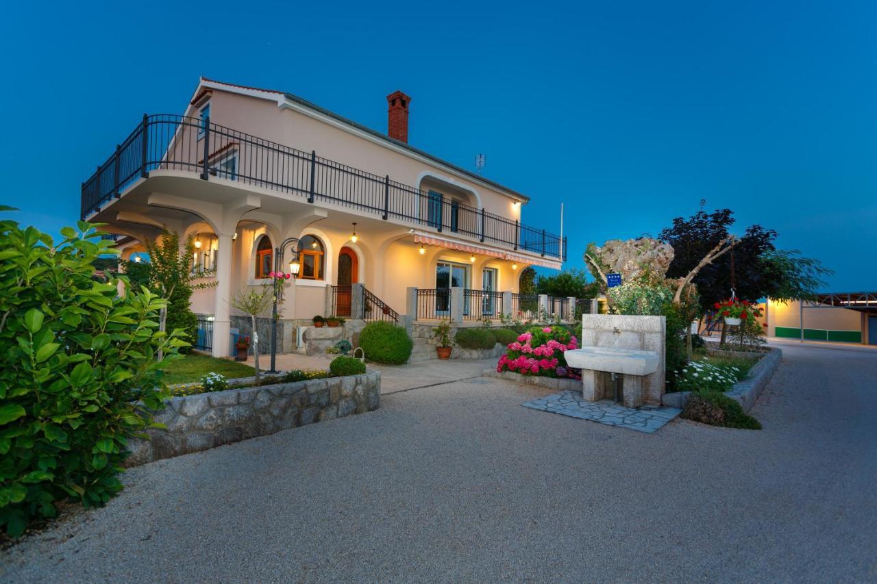 Villa Dora Bajcici Exteriér fotografie